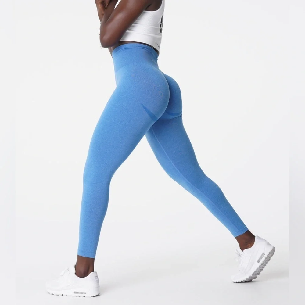 NVGTN Ocean Blue Curve Seamless Leggings Women’s size Small
